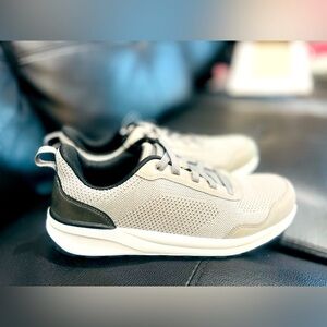 GEORGE MENS SHOES SIZE grey color MEMORY FOAM